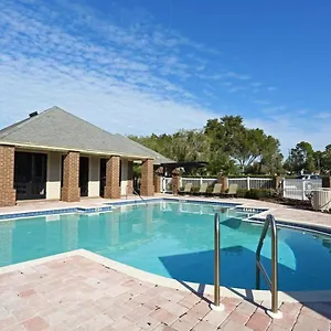 Sunny 2br With Balcony And Gym Apartment Bradenton